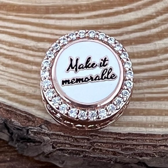 Pandora Welcome To Fabulous LAS VEGAS Charm Bead Rose Gold - Picture 2 of 4